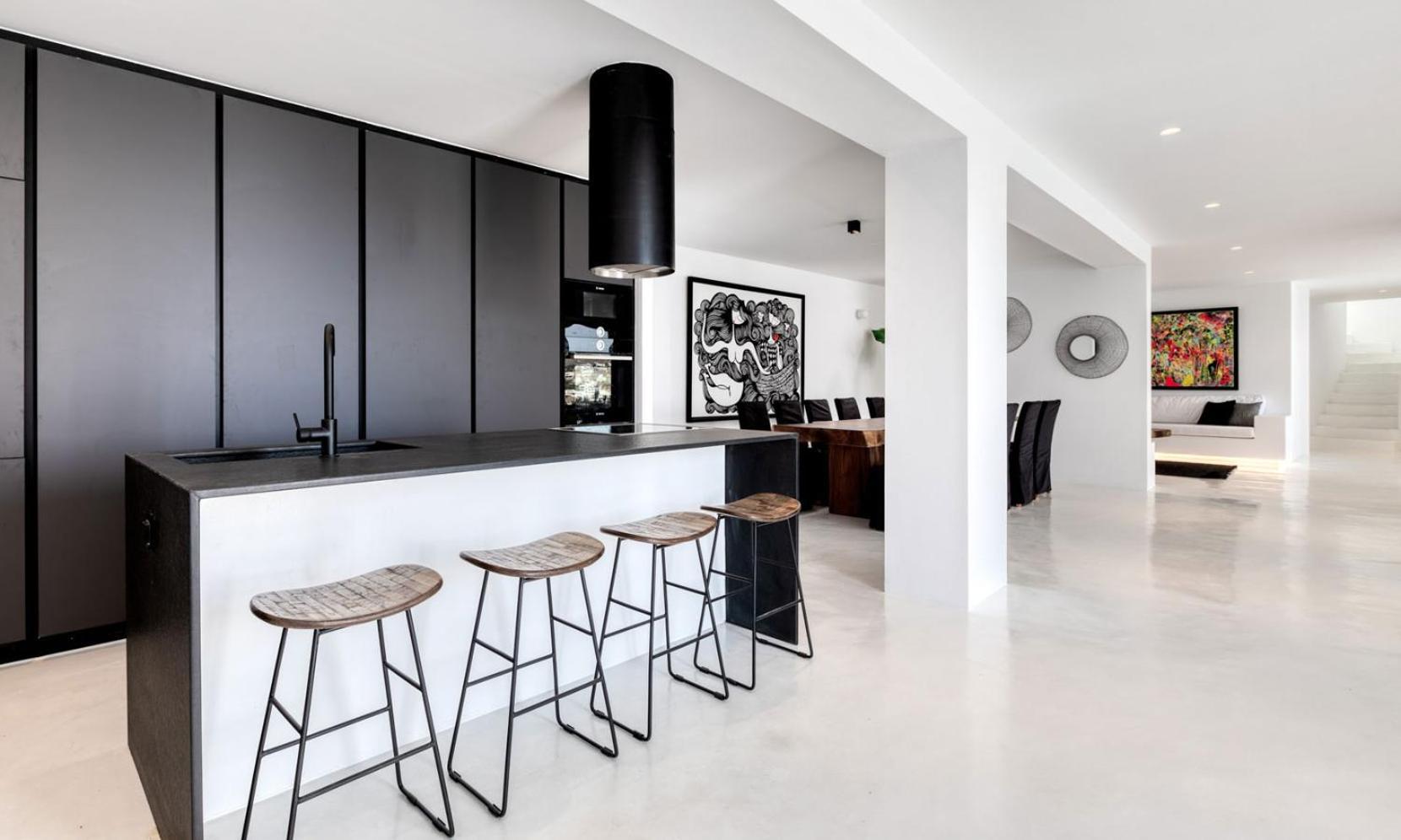 Villa Psarou Black 2 *