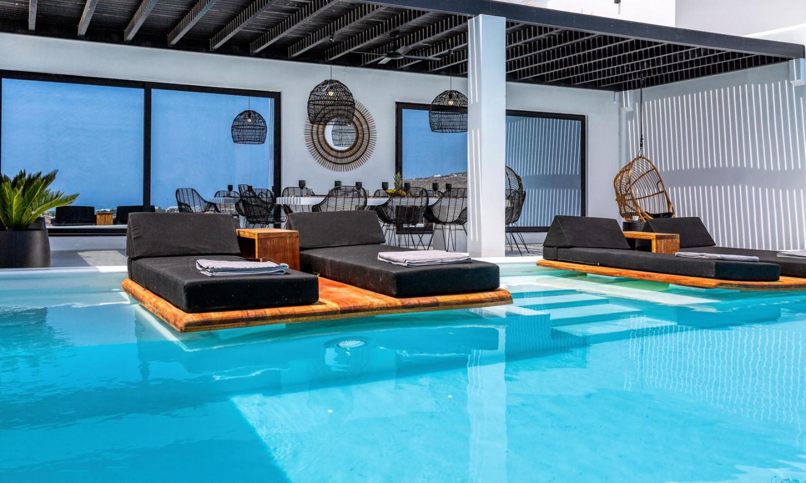 Psarou Black 2 Villa Psarrou